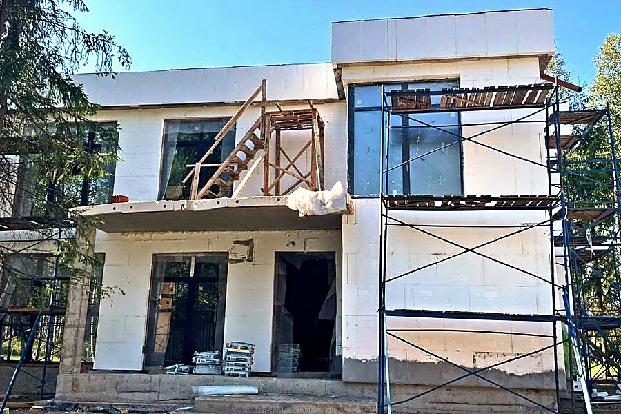 Дом из керамоблока с плоской кровлей