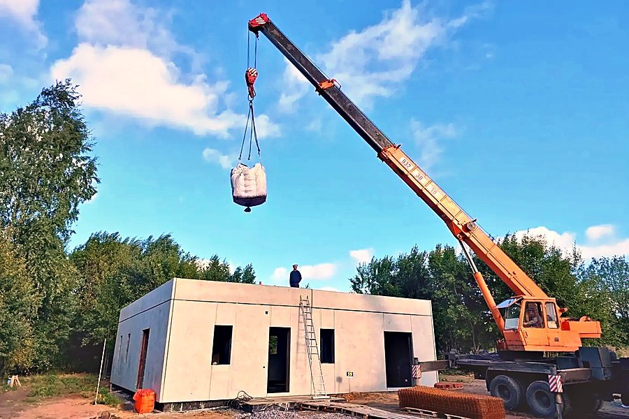 Дом собирается на глазах — дни вместо месяцев